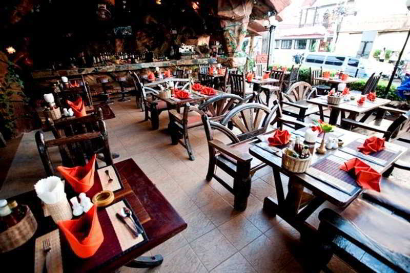 Tiger Inn Patong Luaran gambar